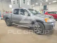 2015 Nissan TITAN фото