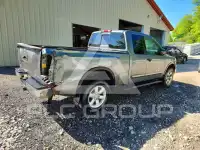 2015 Nissan TITAN фото