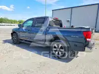 2015 Nissan TITAN фото