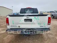 2015 Nissan TITAN фото