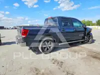 2015 Nissan TITAN фото