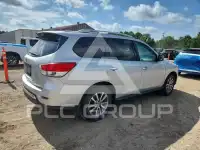 2015 Nissan PATHFINDER photo