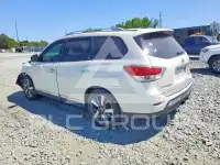 2015 Nissan PATHFINDER photo