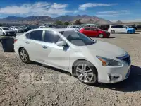 2015 Nissan ALTIMA photo