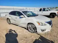 2015 Nissan ALTIMA photo