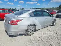 2015 Nissan ALTIMA photo