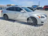 2015 Nissan ALTIMA photo