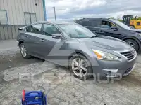 2015 Nissan ALTIMA photo