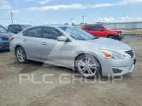 2015 Nissan ALTIMA фото