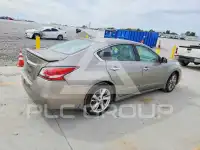 2015 Nissan ALTIMA фото