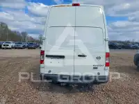 2015 Nissan NV фото
