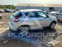 2015 Nissan Juke photo