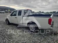 2015 Nissan FRONTIER photo
