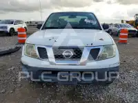 2015 Nissan FRONTIER фото