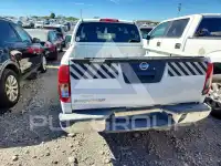 2015 Nissan FRONTIER фото