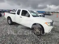2015 Nissan FRONTIER photo