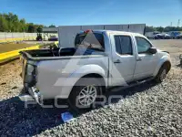 2015 Nissan FRONTIER фото