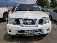 2015 Nissan FRONTIER photo