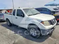 2015 Nissan FRONTIER photo