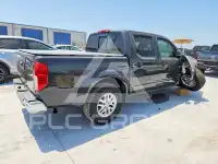 2015 Nissan FRONTIER фото
