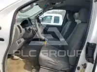 2015 Nissan FRONTIER photo