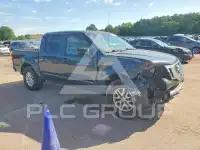 2015 Nissan FRONTIER фото