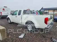 2015 Nissan FRONTIER фото