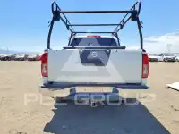 2015 Nissan FRONTIER фото