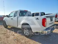 2015 Nissan FRONTIER фото