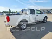 2015 Nissan FRONTIER фото