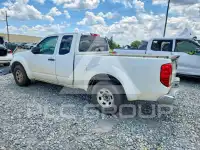2015 Nissan FRONTIER фото