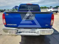 2015 Nissan FRONTIER фото