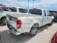 2015 Nissan FRONTIER photo