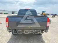 2015 Nissan FRONTIER фото