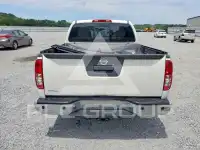 2015 Nissan FRONTIER photo