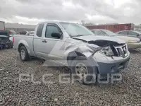 2015 Nissan FRONTIER фото
