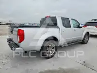 2015 Nissan FRONTIER фото