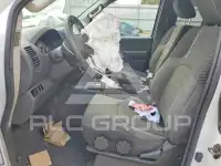 2015 Nissan FRONTIER фото