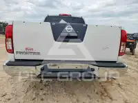 2015 Nissan FRONTIER фото