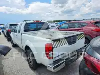 2015 Nissan FRONTIER photo