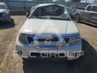 2015 Nissan FRONTIER фото