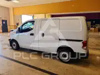 2015 Nissan NV фото