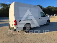 2015 Nissan NV фото