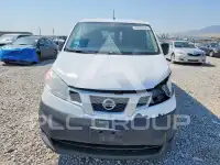 2015 Nissan NV фото