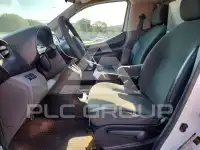 2015 Nissan NV photo