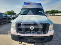 2015 Nissan NV photo