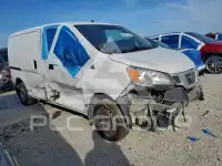 2015 Nissan NV 200 фото