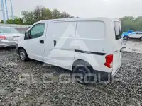 2015 Nissan NV фото