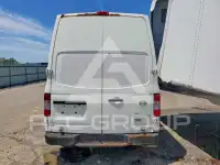 2015 Nissan NV фото