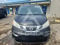 2015 Nissan NV 200 photo